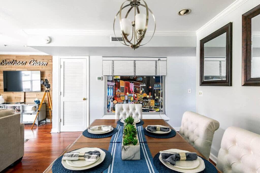 Walk To Broadway Charming Modern Historic Townhome Nashville Ngoại thất bức ảnh